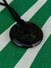 Cargar imagen en el visor de la galería, Colgante Donut Ojo de Tigre Mod 3
