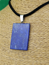 Cargar imagen en el visor de la galería, Colgante Lapislazuli Rectangular
