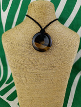 Cargar imagen en el visor de la galería, Colgante Donut Ojo de Tigre Mod 1
