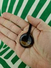 Cargar imagen en el visor de la galería, Colgante Donut Ojo de Tigre Mod 1
