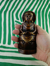 Cargar imagen en el visor de la galería, Figura Buda Madera Pequeña
