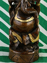 Cargar imagen en el visor de la galería, Figura Ganesha Madera
