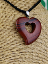 Cargar imagen en el visor de la galería, Colgante Jaspe Rojo Corazon Mod. 6
