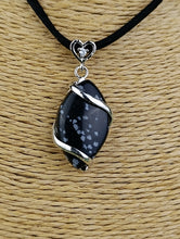 Cargar imagen en el visor de la galería, Colgante Obsidiana Nevada con Brillante Mod.2
