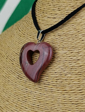 Cargar imagen en el visor de la galería, Colgante Jaspe Rojo Corazon Mod. 3

