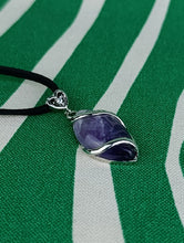 Cargar imagen en el visor de la galería, Colgante Amatista con Brillante Mod. 4
