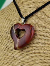 Cargar imagen en el visor de la galería, Colgante Jaspe Rojo Corazon Mod. 2
