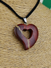 Cargar imagen en el visor de la galería, Colgante Jaspe Rojo Corazon Mod. 2
