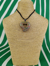 Cargar imagen en el visor de la galería, Colgante Jaspe Unakita Corazon Mod. 6
