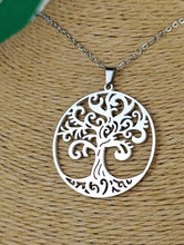 Cargar imagen en el visor de la galería, Colgante de Acero Inoxidable Arbol de la Vida
