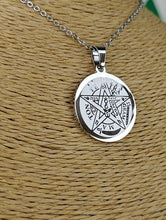 Cargar imagen en el visor de la galería, Colgante Tetragramaton Grabado

