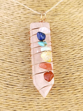 Cargar imagen en el visor de la galería, Colgante Chakras Cuarzo Rosa
