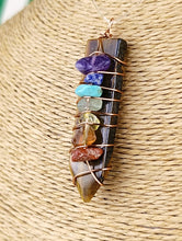 Cargar imagen en el visor de la galería, Colgante Chakras Ojo de Tigre
