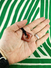 Cargar imagen en el visor de la galería, Colgante Rombo Jaspe Rojo Mod. 8
