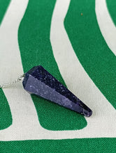 Cargar imagen en el visor de la galería, Pendulo Lepidolita Mod 3
