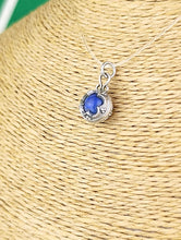 Cargar imagen en el visor de la galería, Colgante Gotland de Plata con Lapislazuli Mod 1
