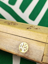 Cargar imagen en el visor de la galería, Oferta Incensario Baul del Arbol Vida
