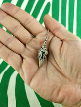 Cargar imagen en el visor de la galería, Pendulo Jaspe Dalmata

