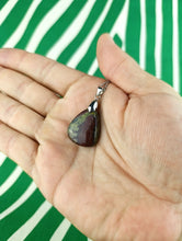 Cargar imagen en el visor de la galería, Colgante Piedra Sangre de Dragon Mod. 3

