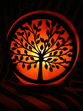 Cargar imagen en el visor de la galería, Lampara de Sal Arbol de la Vida
