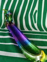 Cargar imagen en el visor de la galería, Quemador de Incienso Dragón Arcoíris

