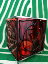 Cargar imagen en el visor de la galería, Porta velas Chakra Raiz
