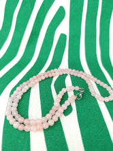 Cargar imagen en el visor de la galería, Collar Facetado Cuarzo Rosa
