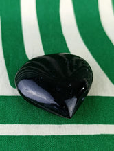 Cargar imagen en el visor de la galería, Corazon de Turmalina Negra Mod. 4
