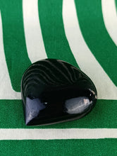 Cargar imagen en el visor de la galería, Corazon de Turmalina Negra Mod. 3
