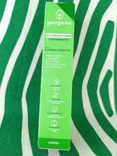 Cargar imagen en el visor de la galería, Dentifrico con Hidroxipatita Georganics
