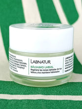 Cargar imagen en el visor de la galería, Bálsamo Labial Aloe Vera 15ml Labnatur
