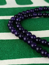 Cargar imagen en el visor de la galería, Collar Agata Morada 6 mm Acero Dorado
