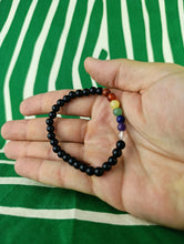 Cargar imagen en el visor de la galería, Pulsera 7 chakras y Agata Negra 6 mm
