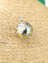 Cargar imagen en el visor de la galería, Llamador de Angeles de Plata Dorado 18 mm
