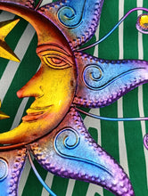 Cargar imagen en el visor de la galería, Sol y Luna Metal
