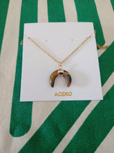 Cargar imagen en el visor de la galería, Colgante Media Luna de Ojo de Tigre
