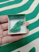 Cargar imagen en el visor de la galería, Malaquita Bruto Coleccionismo Mod F
