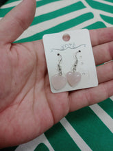 Cargar imagen en el visor de la galería, Pendientes Corazon Cuarzo Rosa
