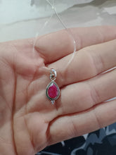 Cargar imagen en el visor de la galería, Colgante Plata Rubi Lagrima India
