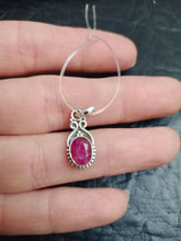 Cargar imagen en el visor de la galería, Colgante Plata Rubi Mod 2
