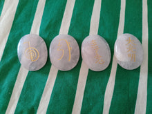 Cargar imagen en el visor de la galería, Juego Reiki Cuarzo Rosa Mod. 1
