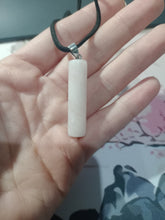 Cargar imagen en el visor de la galería, Colgante Cilindrico Cuarzo Rosa Mod. 2
