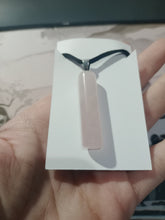Cargar imagen en el visor de la galería, Colgante Cilindrico Cuarzo Rosa Mod. 3
