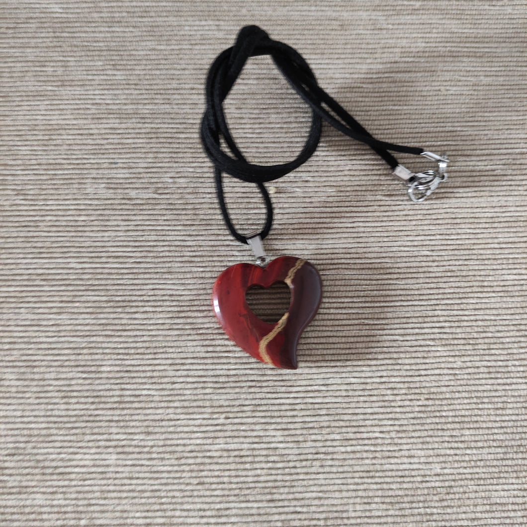 Colgante Jaspe Rojo Corazon Mod. 2