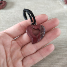 Cargar imagen en el visor de la galería, Colgante Jaspe Rojo Corazon Mod. 3
