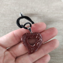 Cargar imagen en el visor de la galería, Colgante Jaspe Rojo Corazon Mod. 4
