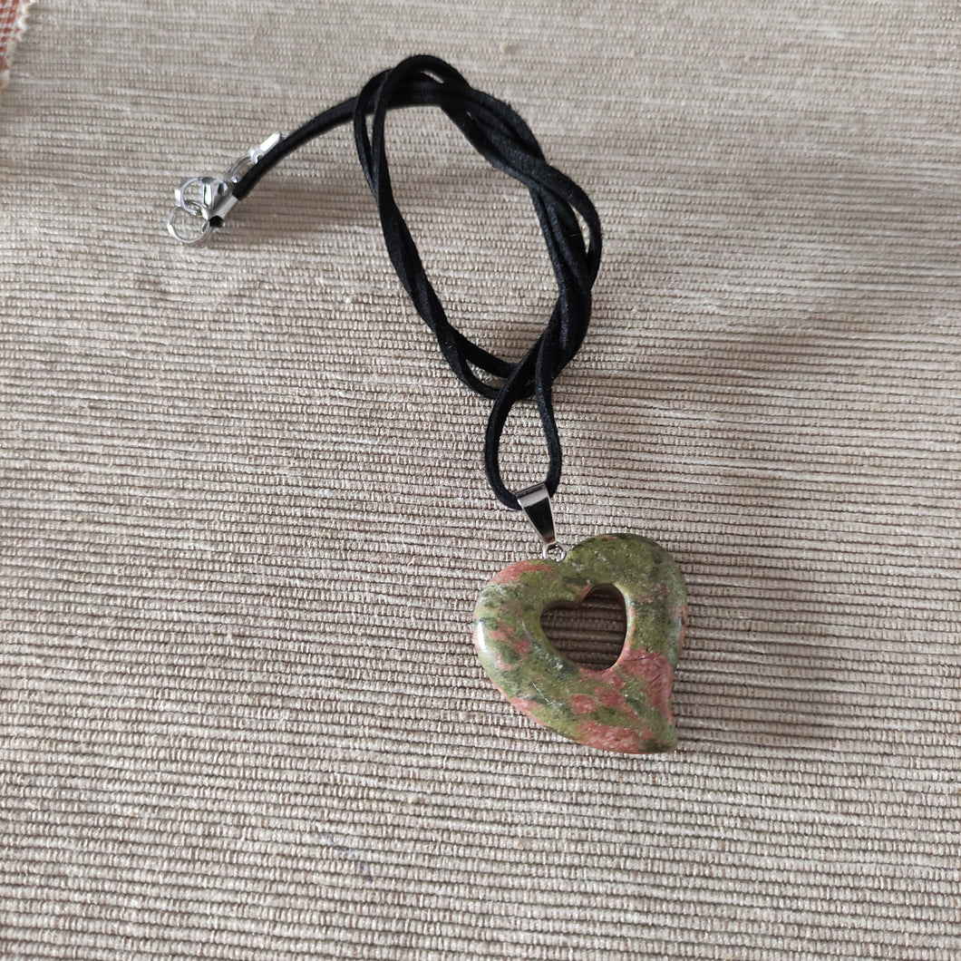 Colgante Jaspe Unakita Corazon Mod. 5