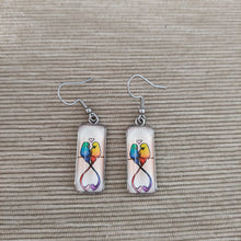 Cargar imagen en el visor de la galería, Pendientes Glass &amp; Steel Bird Love
