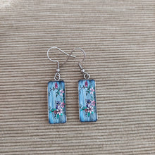 Cargar imagen en el visor de la galería, Pendientes Glass &amp; Steel Buho Floral
