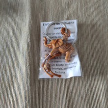 Cargar imagen en el visor de la galería, Elefante de la Buena Suerte
